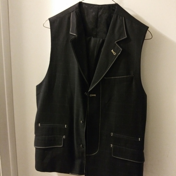 ⭐⭐⭐⬇Men 3pc Suit - Picture 2 of 8